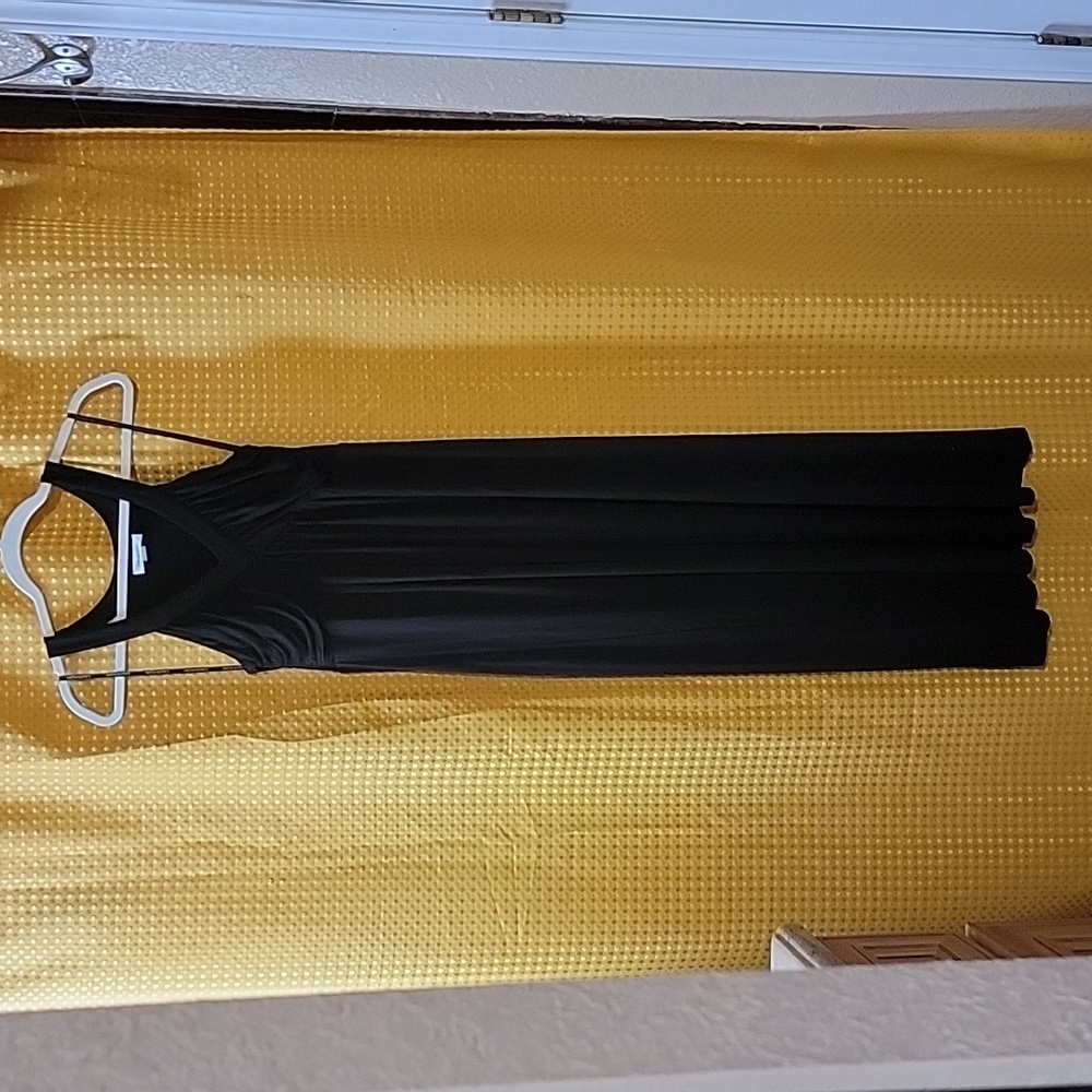 CALVIN KLIEN MAXIE DRESS SIZE 4 NWT
